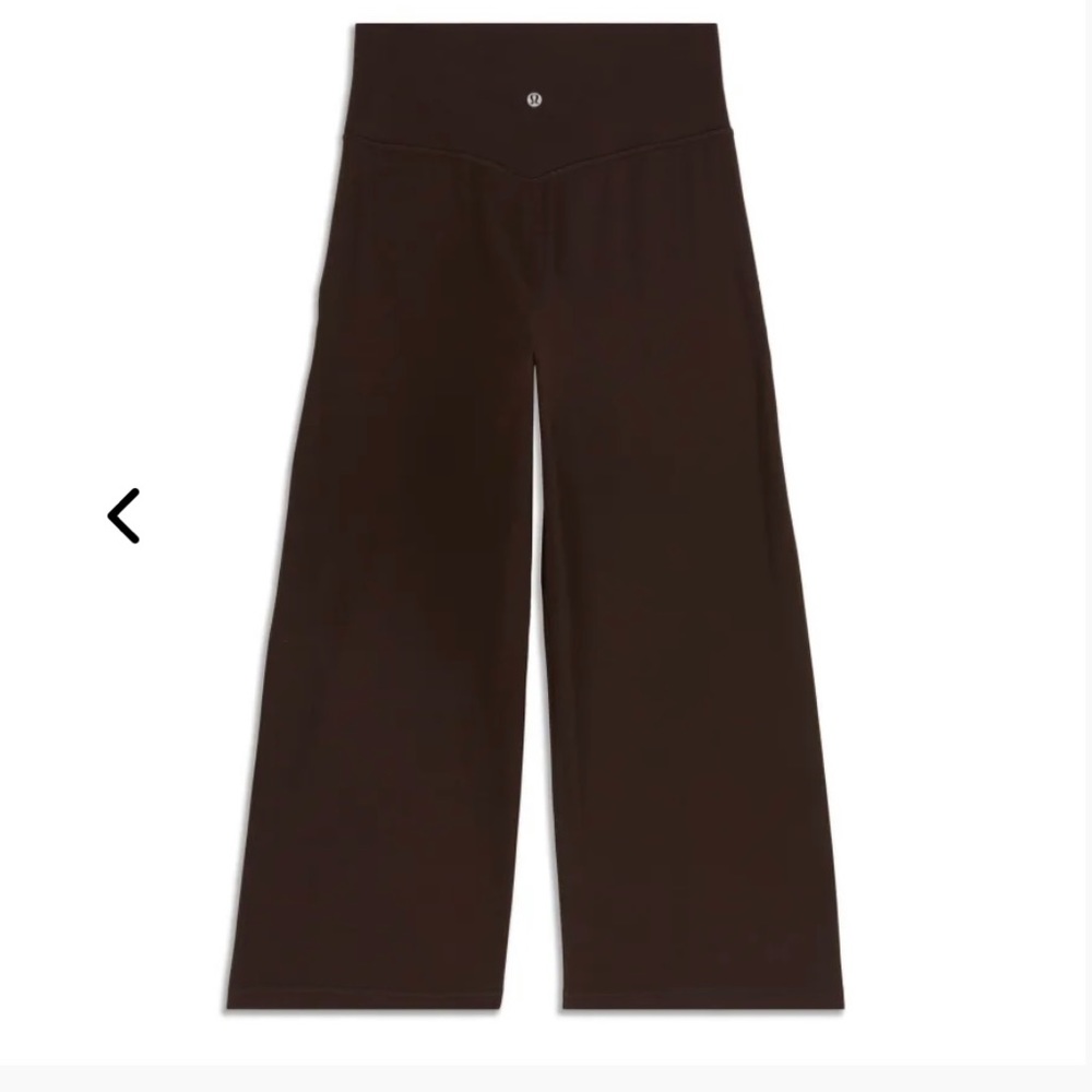 Lululemon Align high waisted capri French Press with pockets. 6